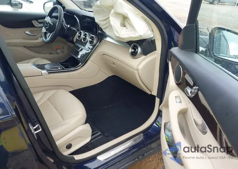 2022 Mercedes-Benz Glc 300 4Matic Suv z USA, uszkodzony, nr VIN W1N0G8EB6NG100227